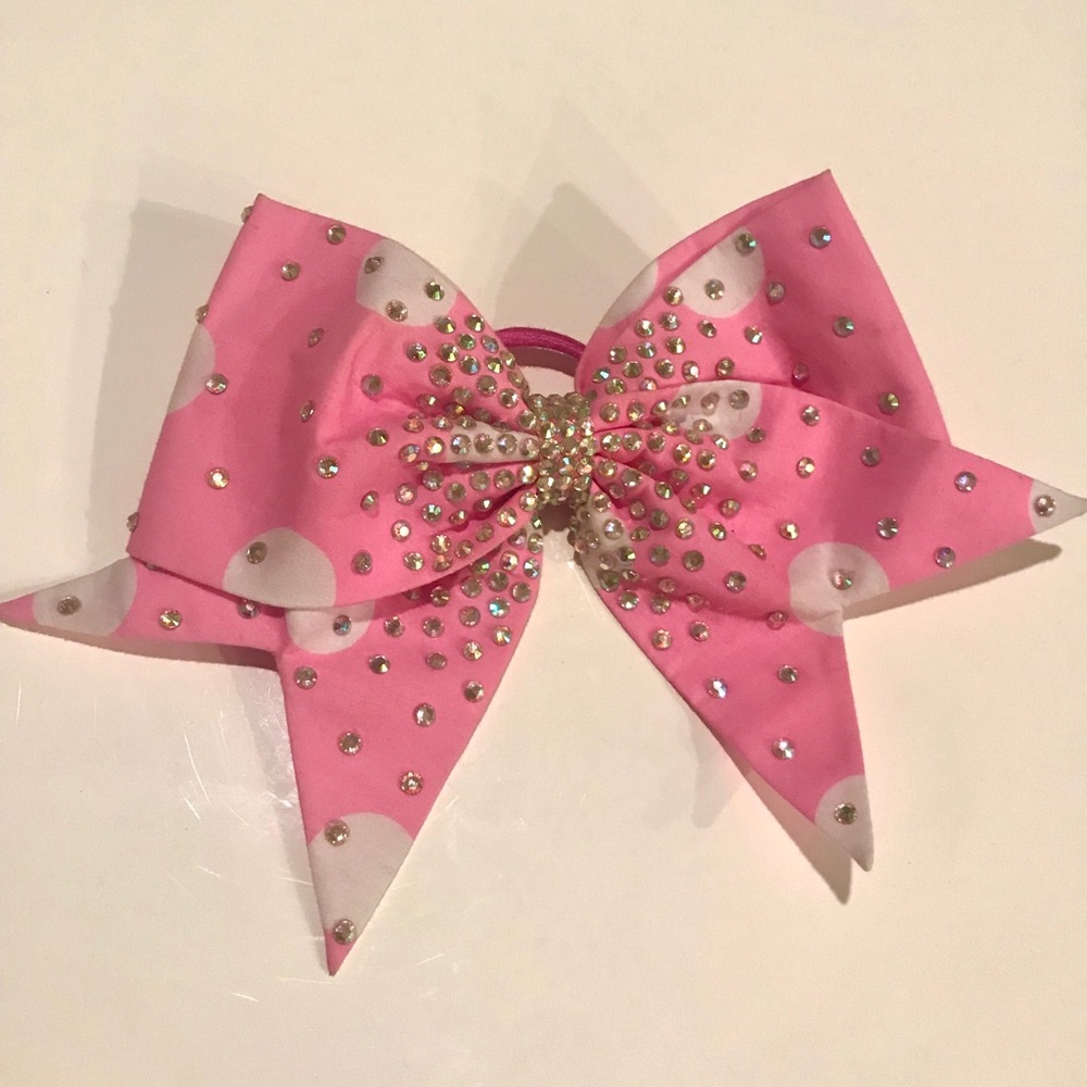 The DOLLY cheer bow